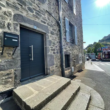 La Maison De Jean * Saint-Flour (Cantal)