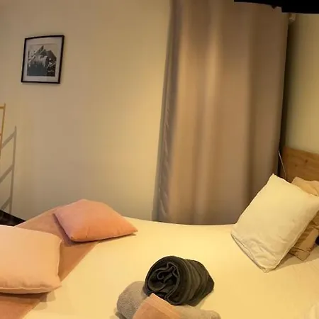 Apartament La Maison De Jean Saint-Flour (Cantal)